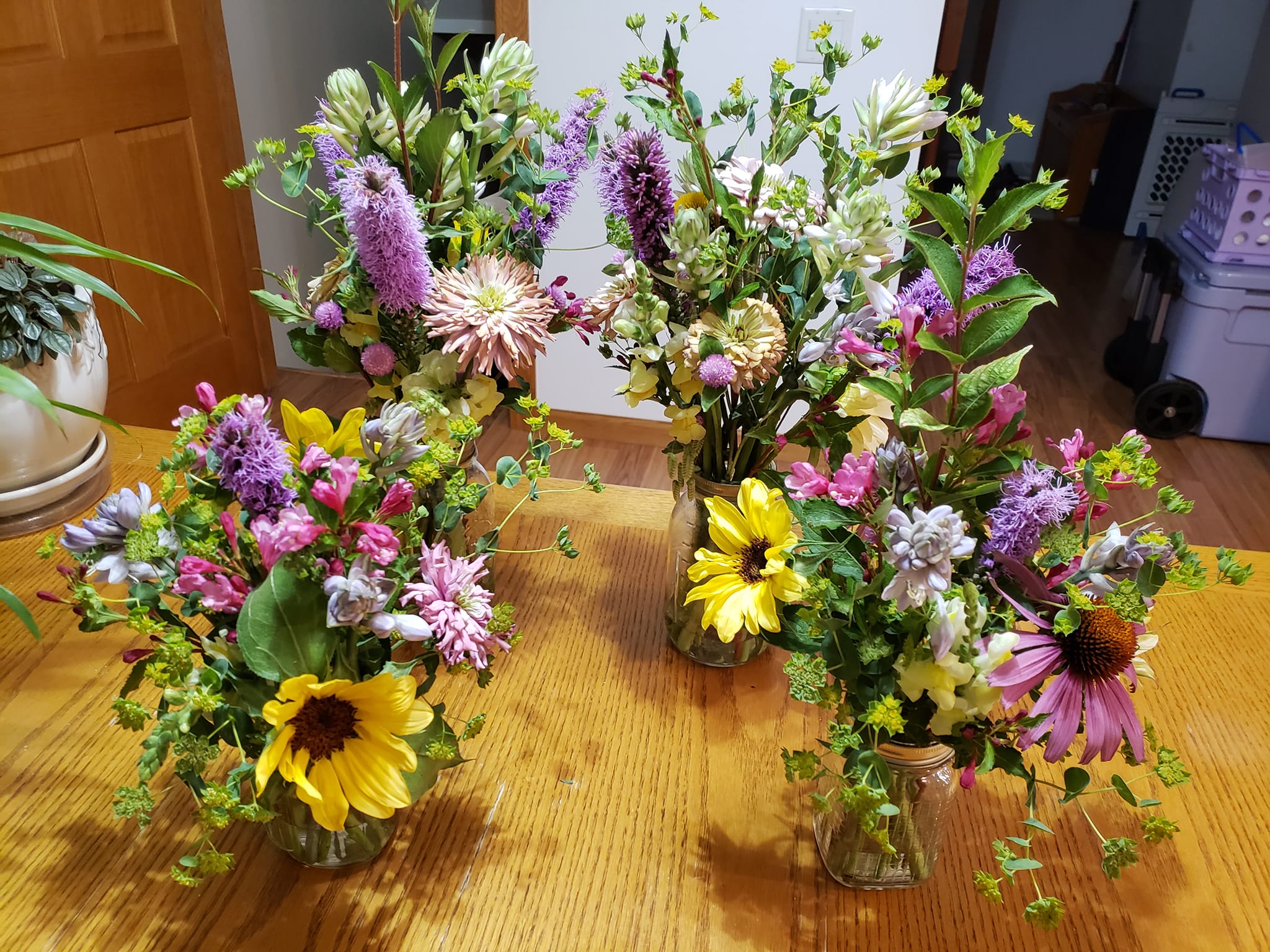 Monthly Bouquet Subscriptions